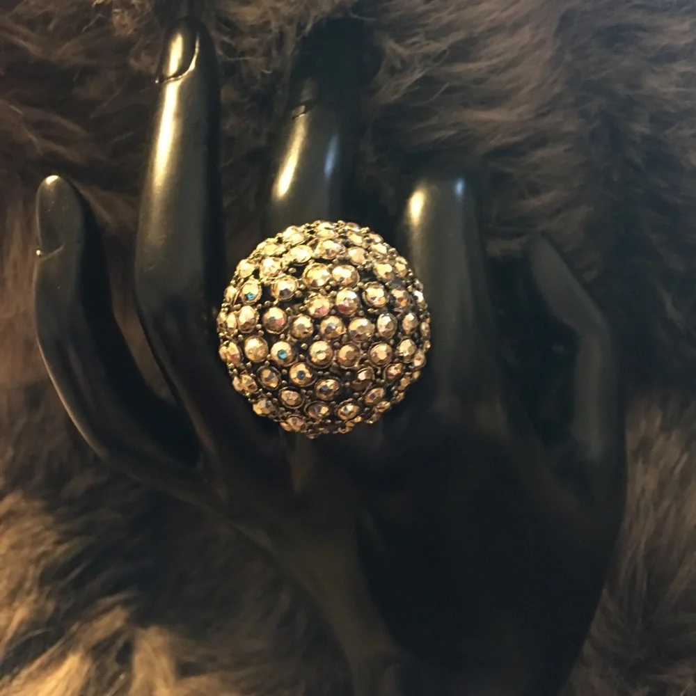 Gold tone faceted stone dome stretch ring